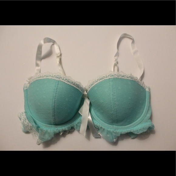 Victoria’s Secret sexy little things 34C - Picture 13 of 15